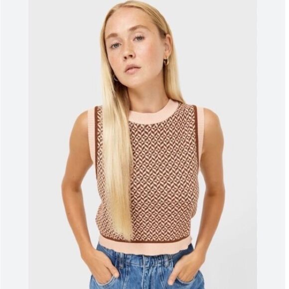 Stradivarius Pink and Brown Geo Print Sleeveless Sweater Vest Size XS - Picture 1 of 6